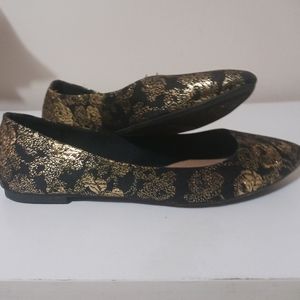 Christian Siriano Black and Gold Women's Flats
